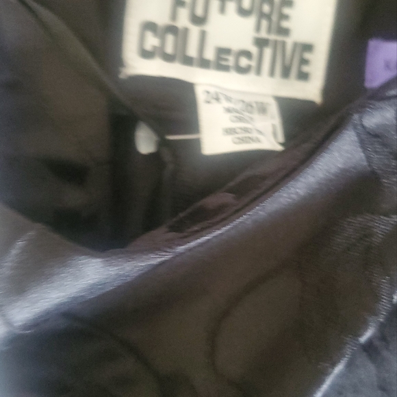 Future Collective Womens Puff Sleeved Organza Crop Blouse Size 24W/26W - Picture 8 of 10